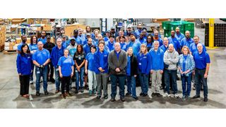 Die Belegschaft am neuen Kiekert-Standort in der Nähe von Wixom (Michigan, USA). (Kiekert)