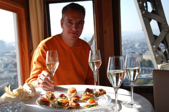 ... zum Ausklang des Kongresses ein wohlverdientes Schlückchen. (Archiv: Vogel Business Media)