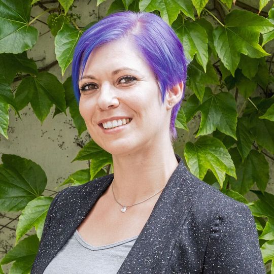 Aus einem Hochschulprojekt der TU München hat die Gründerin Christina Harbauer das Start-up EASE - Ergonomische Assistenzsysteme ins Leben gerufen. (Bild:  EASE)