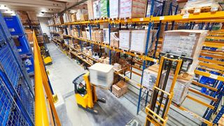 Mit neuem WMS und erweitertem Geschäftsmodell positioniert sich Axro als innovativer Partner im globalen B2B-Großhandel für Produkte der Bürokommunikation. (Bild: EPG)