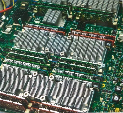 LabMaster 10Zi: Das Board zur Datenerfassung erfasst mit vier analogen Kanälen 36 GHz mit 80 GS/s. Verbaut ist ein Silizium-Germanium-Frontend-Verstärker.  (Teledyne LeCroy)