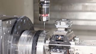 Beide Robodrill-Maschinen sind jeweils mit einem Messtaster vom Typ TC52 LF von Blum ausgestattet. (Bild: Blum-Novotest)