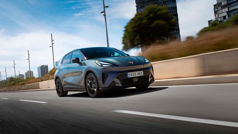 Der Raval ist nicht nur optisch aufgeladen, sondern zugleich durchaus praktisch durchdacht. (Bild: Cupra via Autoren-Union Mobilität)