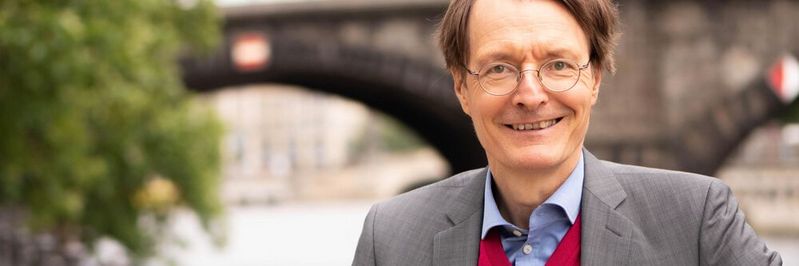 Bundesgesundheitsminister Dr. Karl Lauterbach ist „sehr zufrieden mit den Ergebnissen“ Bundesgesundheitsminister Dr. Karl Lauterbach ist „sehr zufrieden mit den Ergebnissen“
