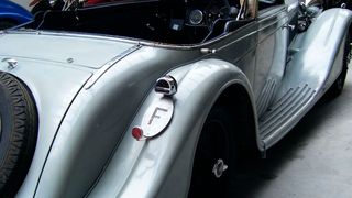 Der Oldtimermarkt wächst heutzutage stetig weiter an. Reparatur und Restaurierung historischer Fahrzeuge werden deswegen immer wichtiger. (Pressinform)