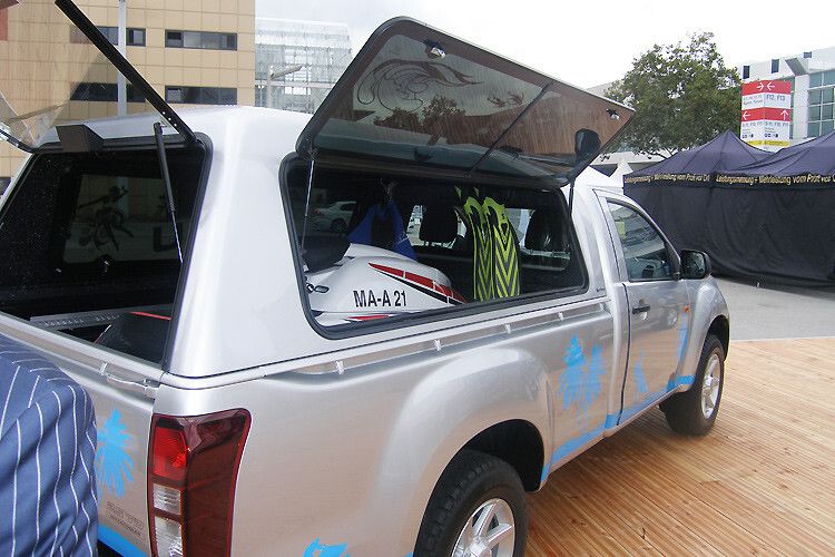 Generell hat Isuzu Lifestyle-Kunden als Wachstumsfeld ausgemacht. Auf dem D-Max lässt sich sogar ein Jet-Ski locker verstauen. (Foto: Grimm)