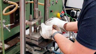 Induktionsanlage mit Ultraschalleinkopplung (RIF)