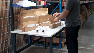 Die Tecled bietet eine leistungsstarke und wirtschaftliche Lösung rund um Maschinen und Anlagen, wie beispielsweise für Montagelinien und technischen Anlagen. (LED-2-Work)