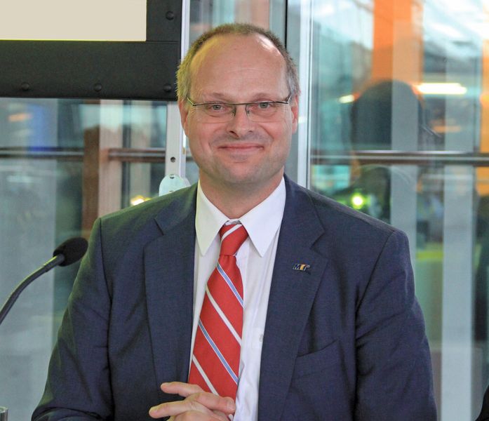 Dr. Olaf Munkelt, Vorsitzender des VDMA Industrielle Bildverarbeitung sagte anlässlich einer Pressekonferenz auf der Vision: 