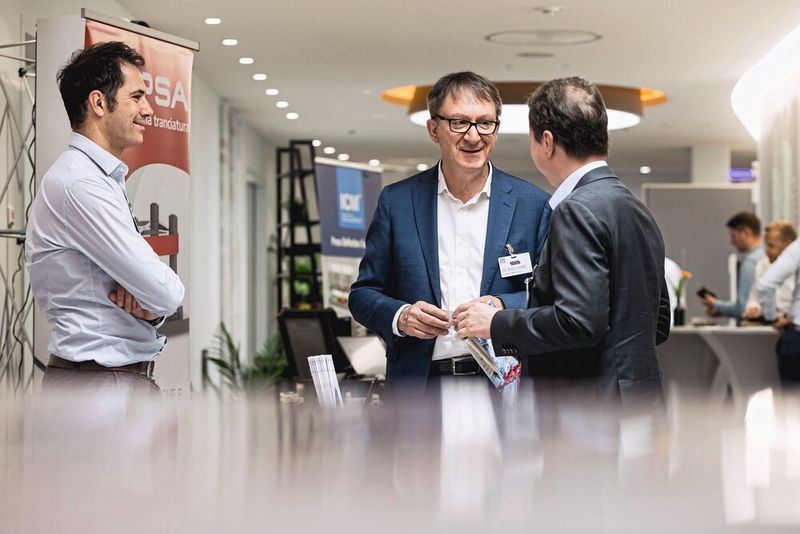 Impressionen der Fachtagung „Mehr Effizienz im Presswerk“ 2025 in Würzburg. (Bild: Stefan Bausewein)