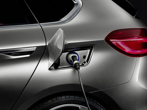 Der BMW Concept Active Tourer: ein Plug-In-Hybrid mit 140 kW Systemleistung (Bild: BMW)