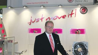 Dr. Marc Kramb, Harmonic Drive AG: „Die Getriebeeinheit wird als komplette Unit einbaufertig zum Werkzeugmaschinenhersteller geliefert.“ Bild: Schäfer (Archiv: Vogel Business Media)