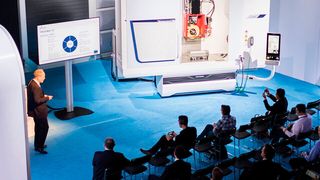 In den 13 Technologiepräsentationen und  konnten Besucher die neuesten Maschinen und Lösungen der acht Unternehmensmarken erleben. (David Schweizer/Grinding Solutions)