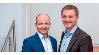 Hendrik Niemann (links) und Hannes Collenburg leiten die Geschicke der Elektrosil-Gruppe: „Kundenbedürfnisse entwickeln sich immer weiter – Krise hin oder her!“ (Elektrosil)