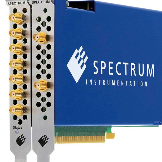 Schnelle Digitizer-Karten: M5i.3350-x16 mit einem Kanal und die M5i.3357-x16 mit zwei Kanälen bieten eine vertikale Auflösung von 12 Bit und streamen Daten mit 12,8 GByte/s. Schnelle Digitizer-Karten: M5i.3350-x16 mit einem Kanal und die M5i.3357-x16 mit zwei Kanälen bieten eine vertikale Auflösung von 12 Bit und streamen Daten mit 12,8 GByte/s.