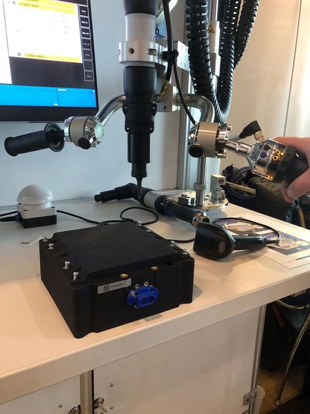 An Station 2 wurde der Demonstrator zusammengebaut. Zum Einsatz kam dabei das Handyflex-System von Jäger Handling. (Bild: VCG/Juliana Pfeiffer)