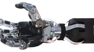 Die Fünffingerhand von Schunk ist fast so talentiert wir ihr natürliches Vorbild und soll der Entwicklung von Servicerobotern für das persönliche Umfeld neue Impulse verleihen. (Bild: Schunk)