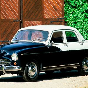 Frauen machten ab den 50ern automobile Alta Moda: Ein Alfa Romeo 1900 Berlina in den Farben von Jole Veneziani.(Bild:  Alfa Romeo)