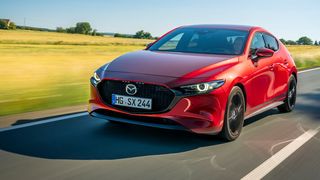Den Mazda3 gibt es jetzt auch mit dem neuen Sparmotor Skyactiv-X. (Mazda)