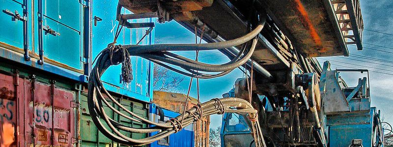 Für schwere Lasten braucht man eine gute Hebebühne, in der Logistik ebenso wie im Rechenzentrum. Für schwere Lasten braucht man eine gute Hebebühne, in der Logistik ebenso wie im Rechenzentrum.