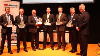 Vertreter der Gewinnerfirmen nehmen die MM Award zur Aotomatica 2012 entgegen. (Bild: Reinhardt)