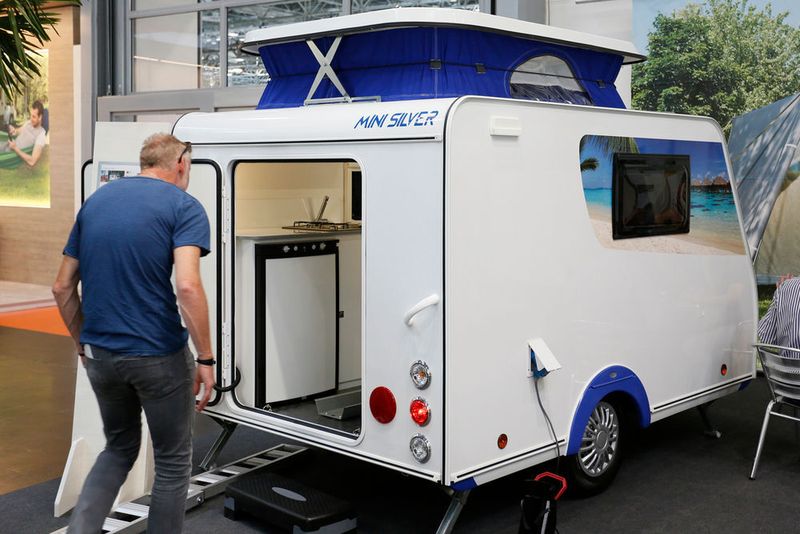 Der französische Trigano-Konzern hat mit dem Mini Silver 270 einen ebenfalls leichten, aber auch sehr kleinen Caravan im Programm. (Messe Düsseldorf/ctillmann)