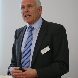 Swissmem Präsident Hans Hess: «Die Unternehmen werden alles tun, um den erneuten Aufwertungsschock des Schweizer Frankens einmal mehr zu absorbieren»
