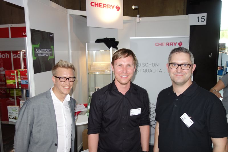 Diese Jungs verstehen was von Mäusen, (v. l.) Marcel Jansen, ALSO, Matthias Völkl, Cherry, und Nick Ahlbi, Contour. (Bild: IT-BUSINESS)