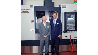 Der Gründer und ehemalige Inhaber und Geschäftsführer Hanspeter Müller (links) zusammen mit Jörg Zubler, seit 13 Jahren Gaschäftsführer und Inhaber von HP Müller. (Anne Richter, SMM)