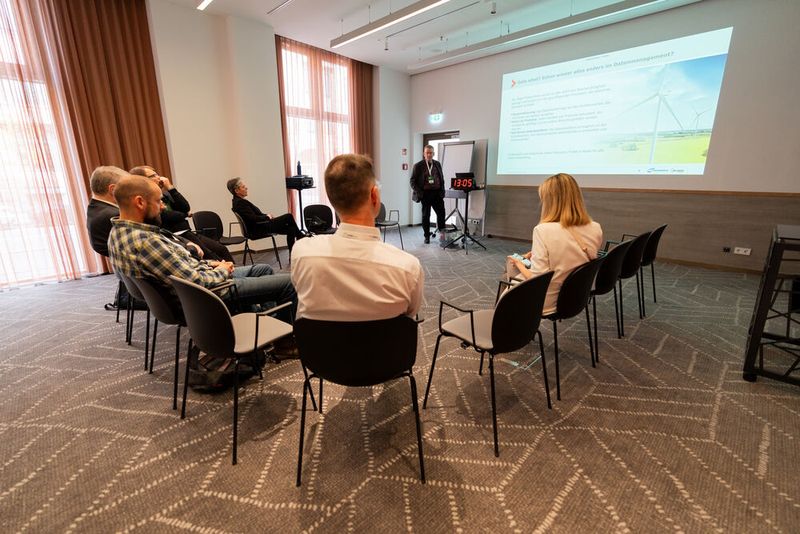 In den Think-Tanks können die Besucher mit den Experten in Deep-Dives gehen. (Bild: Vogel IT-Medien)