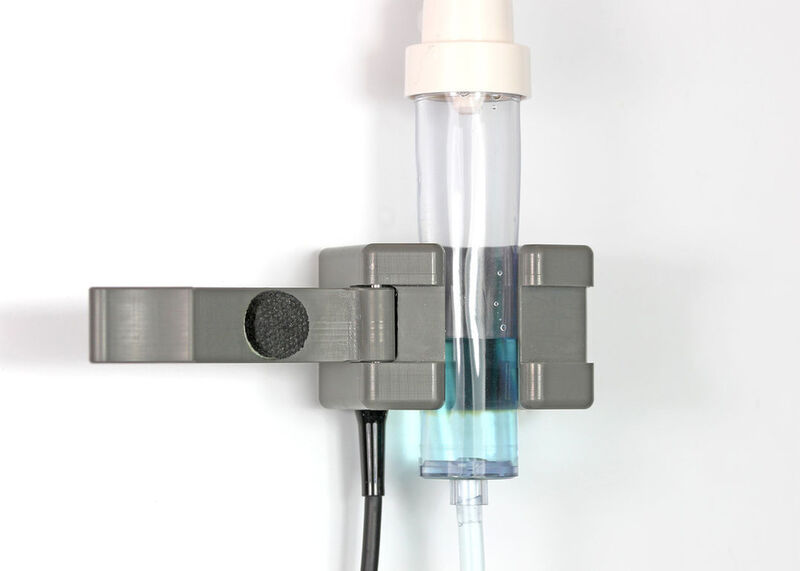 Der einkanalige Sensor ALD01 mit einer Messstelle überprüft zuverlässig ein zuvor festgelegtes Flüssigkeitsniveau. (Bild: Sonotec)
