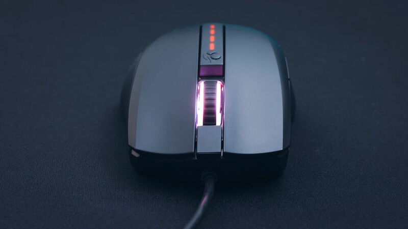 Das transparente Mausrad wird durch RGB-LEDs beleuchtet. Die Cherry-Maus bietet verschiedene Beleuchtungseffekte. (Cherry)