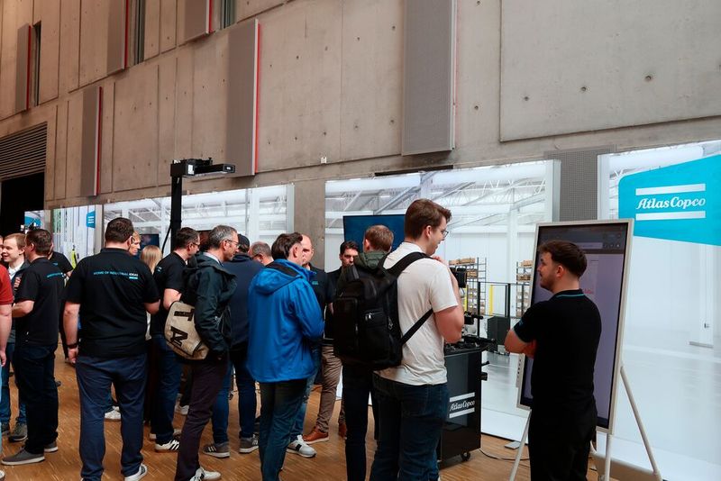 Impressionen von der Verbindungstechnikmesse Schraubtec am 16. April in der Stuttgarter Carl-Benz-Arena ... (Bild: P. Königsreuther)