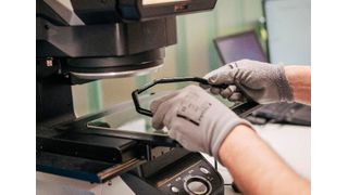 CG Tec präsentierte mehrere Varianten externer Fixationssysteme aus CFK: Die offene Geometrie hufeisenförmiger Modelle ermöglicht eine bessere Anpassung an den Körper sowie Raum für Wundkontrolle. (Bild: CG Tec Carbon und Glasfasertechnik GmbH)