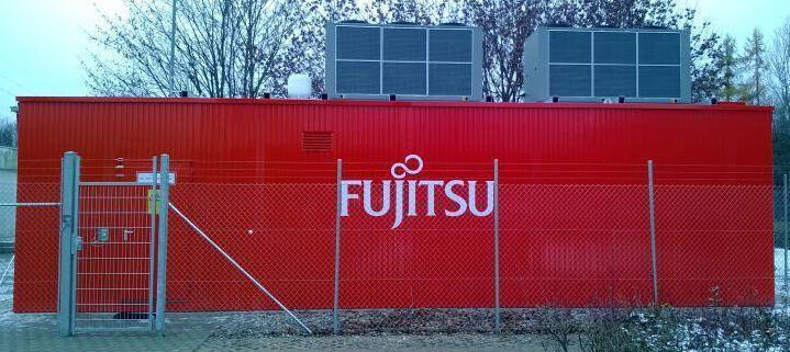 Der ehemalige Fujitsu-Container ist quasi abtransport- und betriebsbereit, nur das IT-Equipment fehlt.  (© Troostwijk/DECHOW Auktionen)