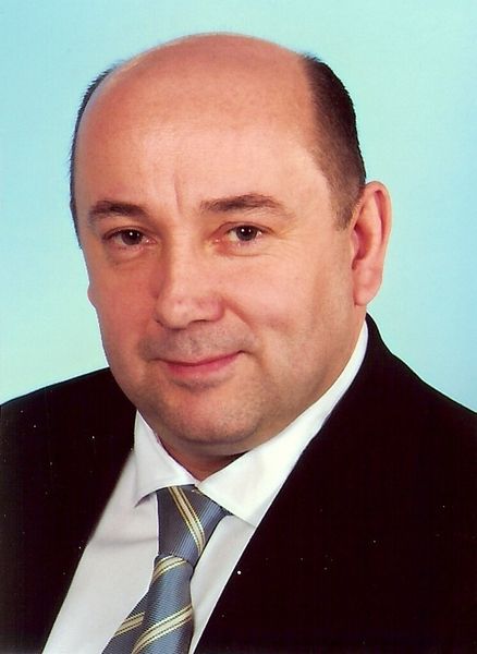 „Es gilt, den gesamten Prozess zu optimieren. In Bezug auf Präzisionswerkzeuge und Spannmittel gehören hierzu unter anderem geänderte Zerspanungsabläufe, optimierte Werkzeuge mit höherer Zerspanungsleistung sowie intelligente Werkzeuge und Spannmittel, die mit Werkzeugvoreinstellung, Maschine und Lager kommunizieren“, meint Marcus Nolting, Leiter Export & Marketing bei Helmut Diebold. (Bild: Diebold)