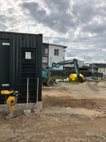 Das Leitwerk-Rechenzentrum grenzt an ein Mischgebiet aus Wohnbebauung, Büros und kleinen Betrieben.  (Ulrike Ostler/vogel IT-Medien GmbH)