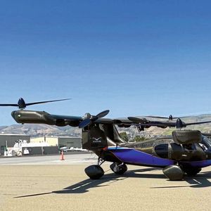 Im vollständig ausgeklappten Zustand ist der Aska A5 eine geringere optische Katastrophe als auf der Straße. (Bild:  Aska)