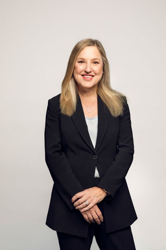 Helen Giza übernimmt den Vorstandsvorsitz bei Fresenius Medical Care. Helen Giza übernimmt den Vorstandsvorsitz bei Fresenius Medical Care.
