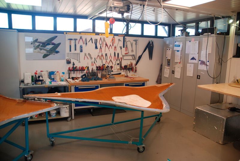 Die Drohnen entstehen in Handarbeit. (DPS)