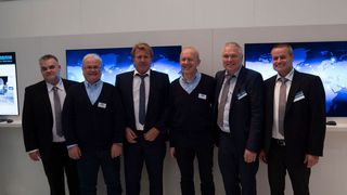 Bernd Hantsche, Director Product Marketing Embedded & Wireless (Rutronik), Wolfgang Kemmler, Industrial Sales Manager (Wilk Elektronik),
Thomas Rudel, CEO (Rutronik), Wieslaw Wilk, Founder and Owner (Wilk Elektronik), Andreas Hofmann, Senior Manager Product Marketing (Rutronik),
Frank Bittigkoffer, Deputy Director Product Marketing Embedded & Wireless (Rutronik)
