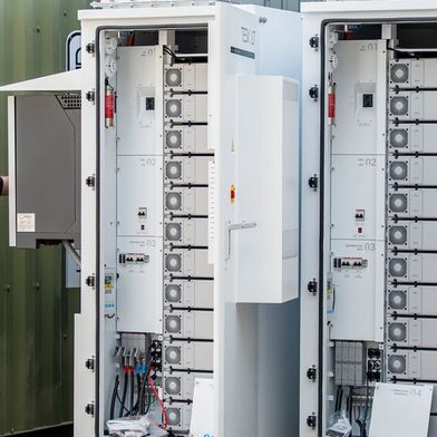 Two TESVOLT FORTON Battery Storage Systems Shave Peak Loads at the Pschorr-Bräurosl Festival Tent at Oktoberfest. (Source: TESVOLT AG)