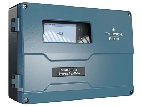 Die Flexim Fluxus / Piox 731 Serie von Emerson zur Durchführung von eingriffsfreien Ultraschall-Durchflussmessungen – mit neun Modellen für ein breites Anwendungsspektrum.(Bild:  Emerson)