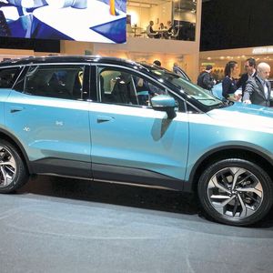Das erste Produkt ist ein SUV namens U5. Der Name ist wohl nicht zufällig gewählt, ähnelt das Modell von den Abmessungen her dem Audi Q5. (Bild:  Seyerlein/»kfz-betrieb«)