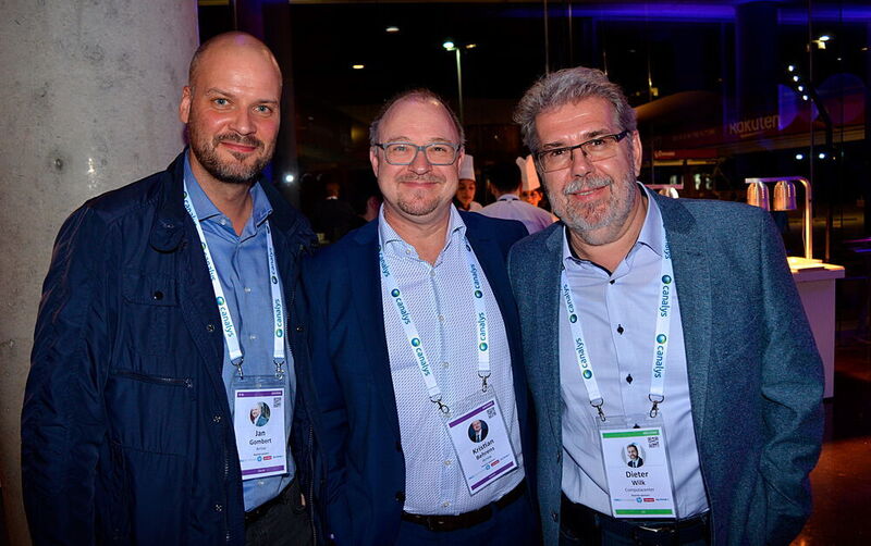 (v. l.) Jan Gombert mit Kristian Behrens (beide Arrow ECS) und Dieter Wilk (Computacenter) (Vogel IT-Medien GmbH)