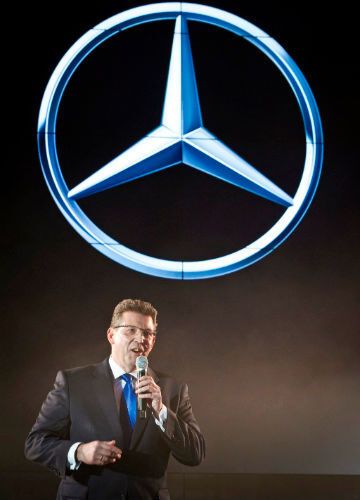 „Wir sind stolz, Vorreiter für hochmoderne Mercedes-Benz Pkw Betriebe zu sein“, verkündete Markus Bauer, Leiter des Pkw Standorts Bremen auf der Eröffnungsfeier. (Foto: Daimler)