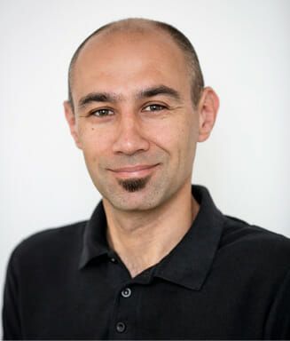 (Das MES ist das zentrale Software­system zur Feinplanung und Steuerung, Abwicklung und Verbesserung aller Fertigungsprozesse.“ – Thomas Riedler, Manager Technical Services. Bild: Hawle)