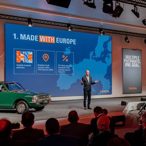 Toyota-Europa-Chief Corporate Officer Matt Harrison erläuterte in Brüssel, was er unter „Made with Europe“ versteht.  (Bild: Toyota)