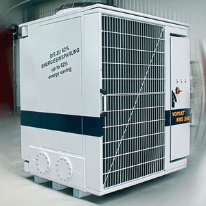 Vomats modular erweiterbarer Kaltwassersatz  KWS 250 mit integrierter FU-geregelter Kühlerwälzpumpe und Eaton-Kompaktsteuerung: Die Kälteleistung liege bei 250 kW für Solebetrieb mit einer Regelgenauigkeit +/- 1,0 K.