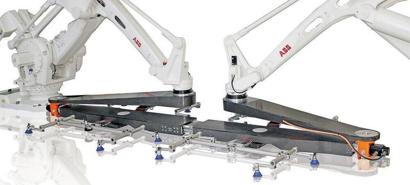 Der Schwerpunkt des Projektes lag auf der Verbesserung des Ermüdungsverhaltens eines Twin Robot Xbar (TRX), einer von ABBs Zuführsystemen, die Teile zwischen Fertigungsanlagen bewegen. (ABB)